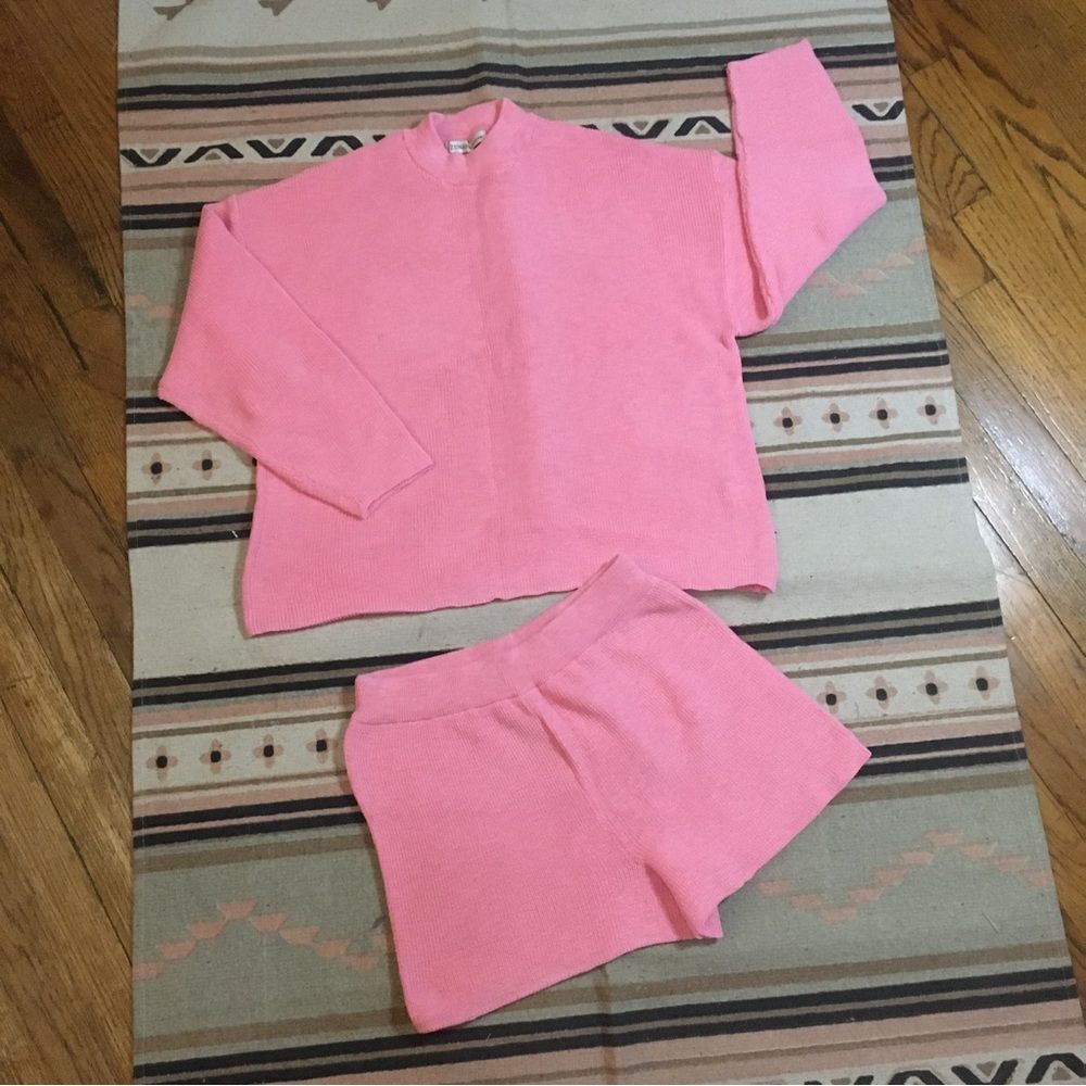 Zenana SMALL Pink knit sweater shirt & shorts set new
